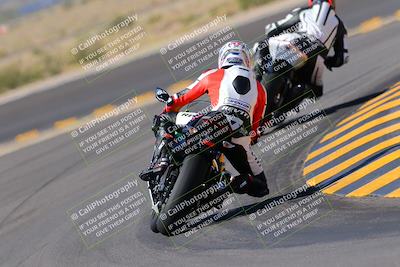 media/Oct-08-2022-SoCal Trackdays (Sat) [[1fc3beec89]]/Turn 11 Backside (1145am)/